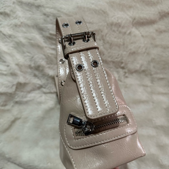 Vegan leather shoulder purse by MMS - Picture 3 of 5